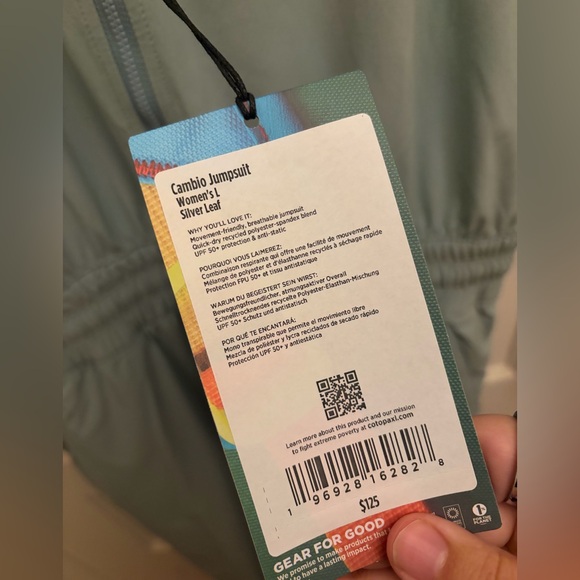 Cotopaxi Cambio Jumpsuit pockets - Picture 5 of 5